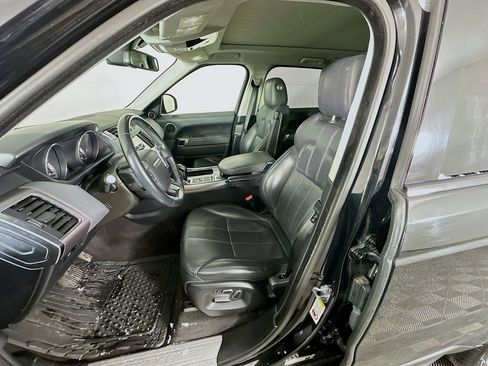 Used 2014 Land Rover Range Rover Sport HSE image 28