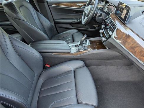 Used 2017 BMW 540i RWD image 22