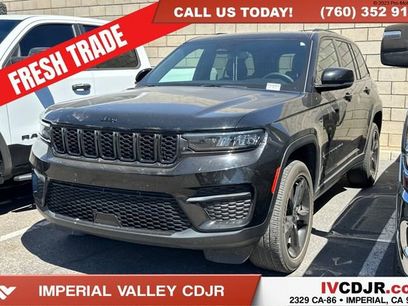 Used 2023 Jeep Grand Cherokee Altitude