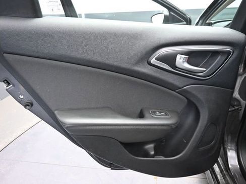 Used 2015 Chrysler 200 Limited w/ Spring Special Group FWD image 32