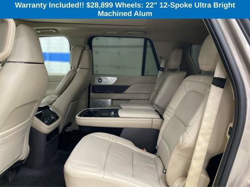 Used 2020 Lincoln Navigator L Reserve w/ Luxury Package AWD/4WD image 11