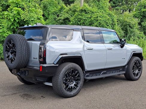New 2026 GMC Hummer EV SUV AWD/4WD image 4