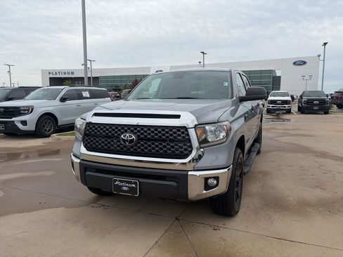 Used 2020 Toyota Tundra SR5 w/ SR5 Upgrade Package image 26
