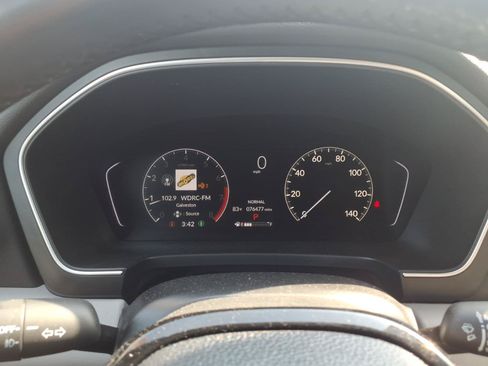 Used 2024 Honda Pilot Touring image 25