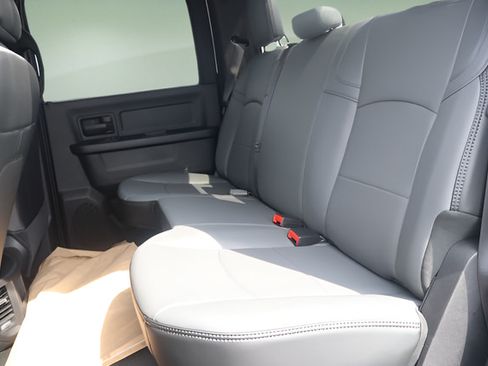 New 2026 RAM 3500 Tradesman AWD/4WD image 23