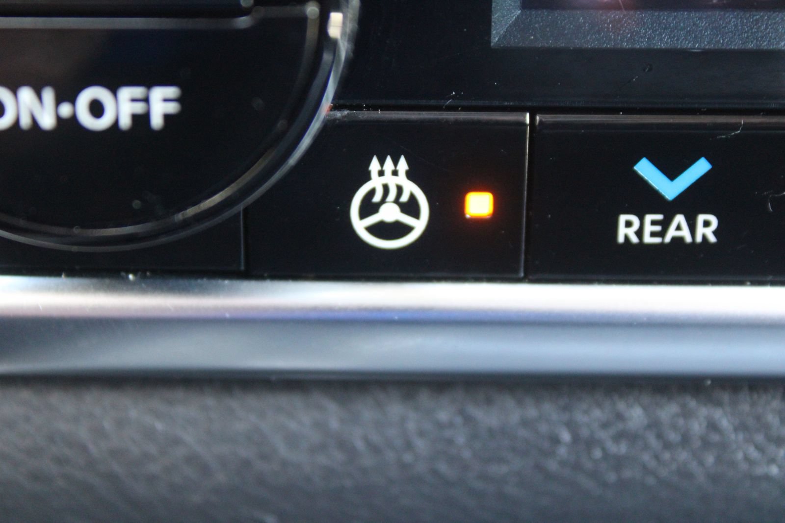 Used 2021 Nissan Rogue SL FWD image 47