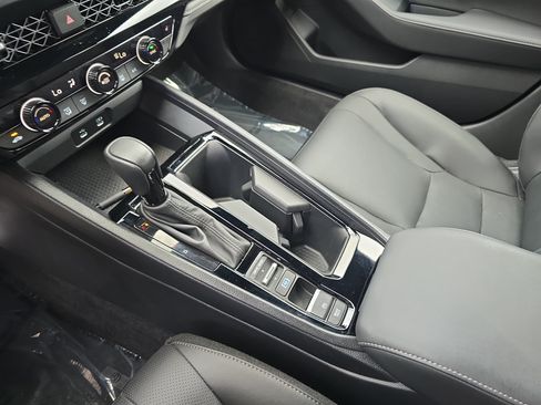 Used 2024 Honda Accord Sport image 24