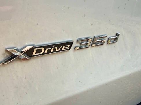 Used 2017 BMW X5 xDrive35d AWD/4WD image 11