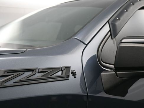 Used 2020 Chevrolet Silverado 1500 LT Trail Boss image 17