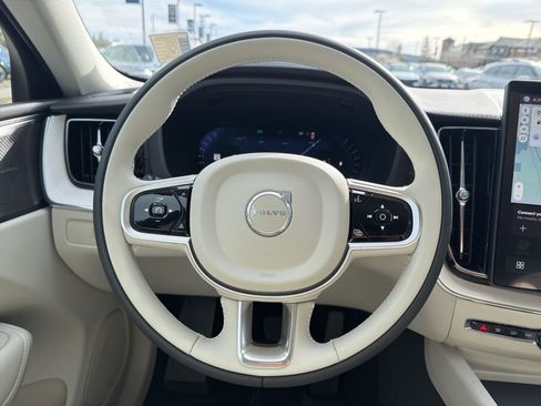 New 2026 Volvo XC60 B5 Ultra w/ Climate Package image 11