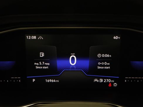 Certified 2022 Volkswagen Jetta SE image 7