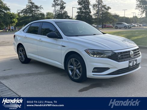 Used 2019 Volkswagen Jetta R-Line FWD image 1