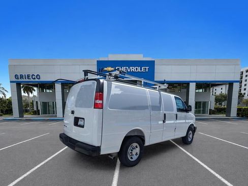 Used 2025 Chevrolet Express 2500 w/ Driver Convenience Package RWD image 11