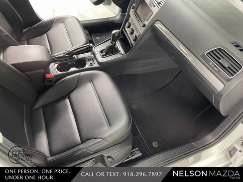 Used 2017 Volkswagen Golf Alltrack S image 44