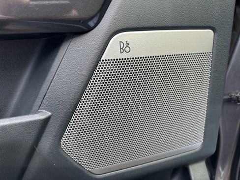 Used 2021 Ford F150 Lariat w/ Equipment Group 502A High image 17