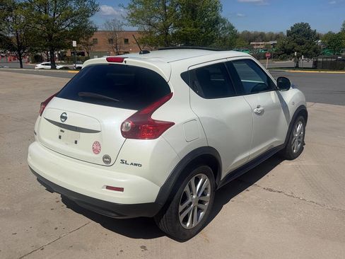Used 2011 Nissan Juke SL image 4