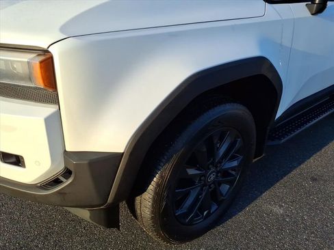 Used 2024 Toyota Land Cruiser image 8