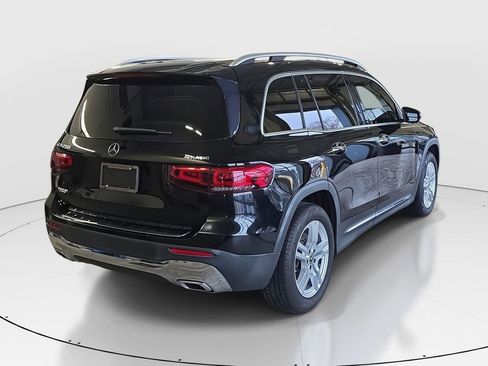 Certified 2022 Mercedes-Benz GLB 250 4MATIC w/ Premium Package Lite image 4