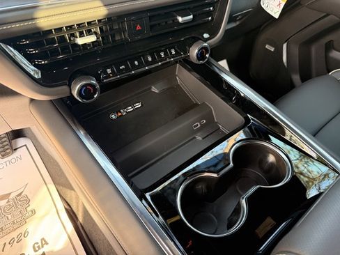 New 2026 Chevrolet Tahoe Premier RWD image 25