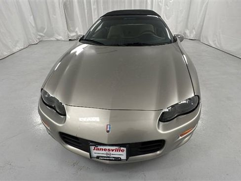 Used 2002 Chevrolet Camaro LT image 8