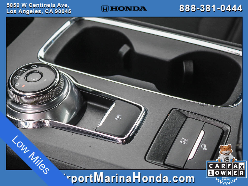 Used 2020 Ford Fusion SE FWD image 24