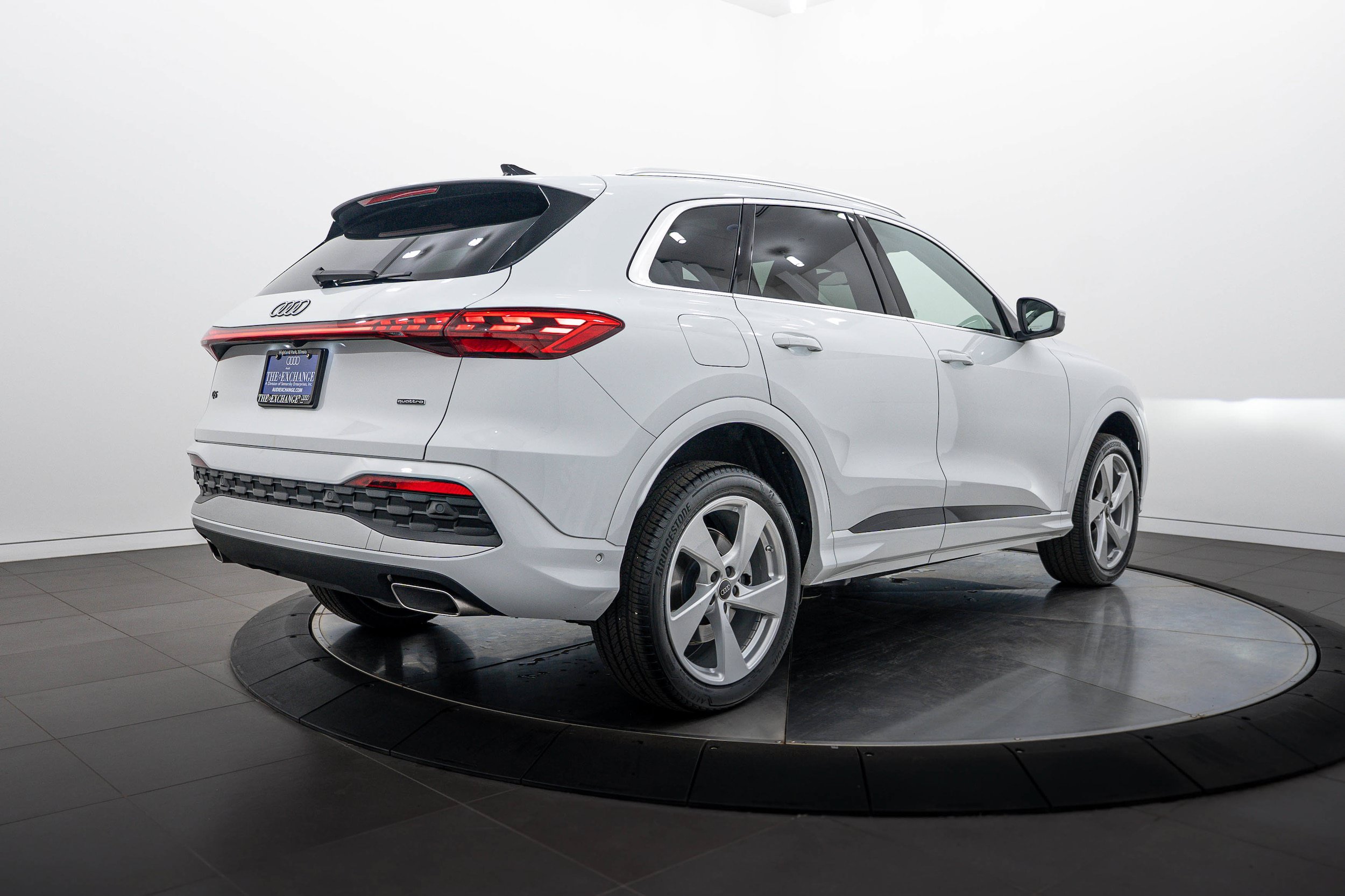Used 2025 Audi Q5 Premium Plus AWD/4WD image 4
