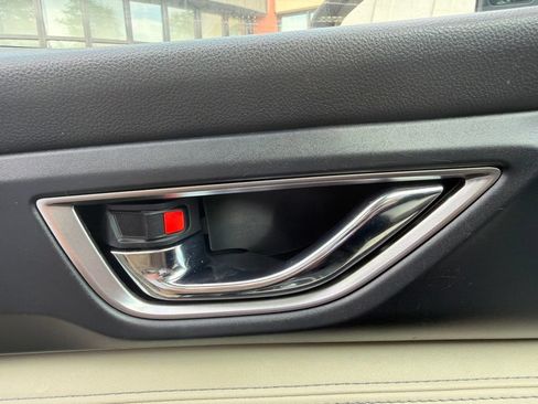 Used 2019 Subaru Ascent Limited AWD/4WD image 44