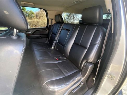 Used 2014 GMC Yukon XL SLT image 19