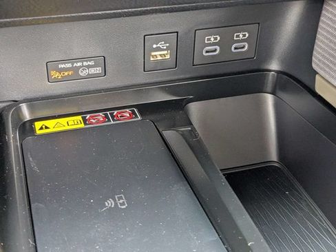 Used 2026 Toyota Camry SE FWD image 21