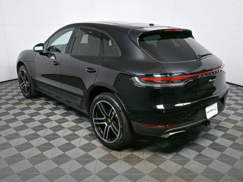 Certified 2020 Porsche Macan AWD/4WD image 3