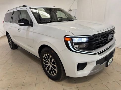 Used 2025 Ford Expedition Max Platinum AWD/4WD image 8