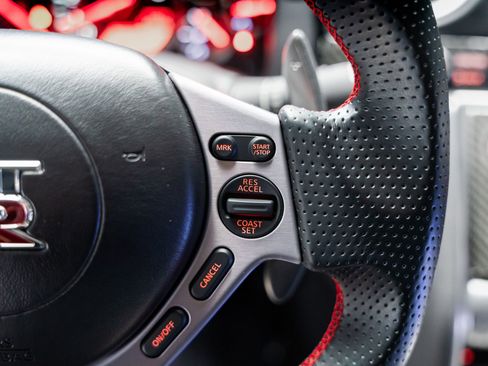 Used 2009 Nissan GT-R Premium AWD/4WD image 50