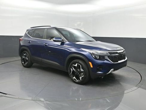Used 2025 Kia Seltos EX AWD/4WD image 33