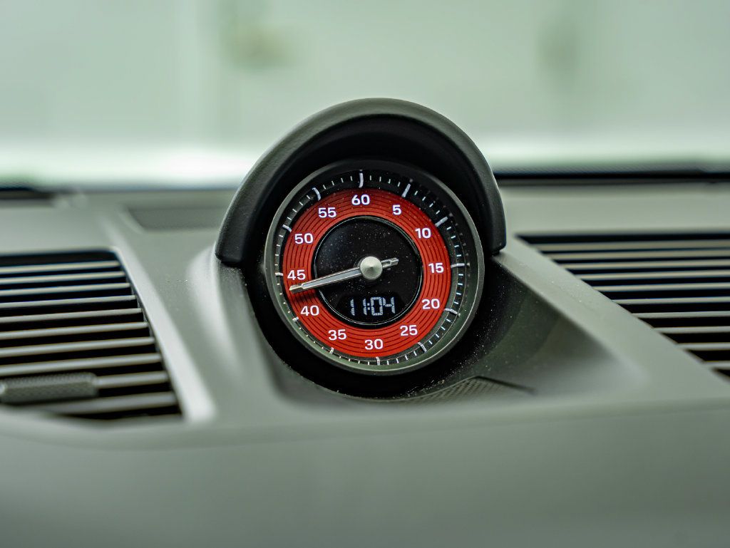 Certified 2025 Porsche 911 Carrera 4 GTS AWD/4WD image 39
