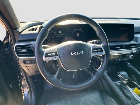 Used 2025 Kia Telluride SX Prestige X-Line image 11