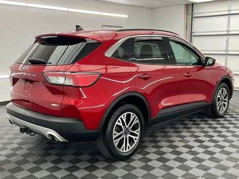 Used 2020 Ford Escape SEL image 19