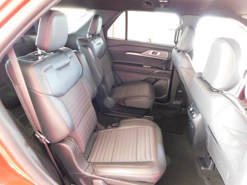 New 2026 Ford Explorer ST-Line AWD/4WD image 12