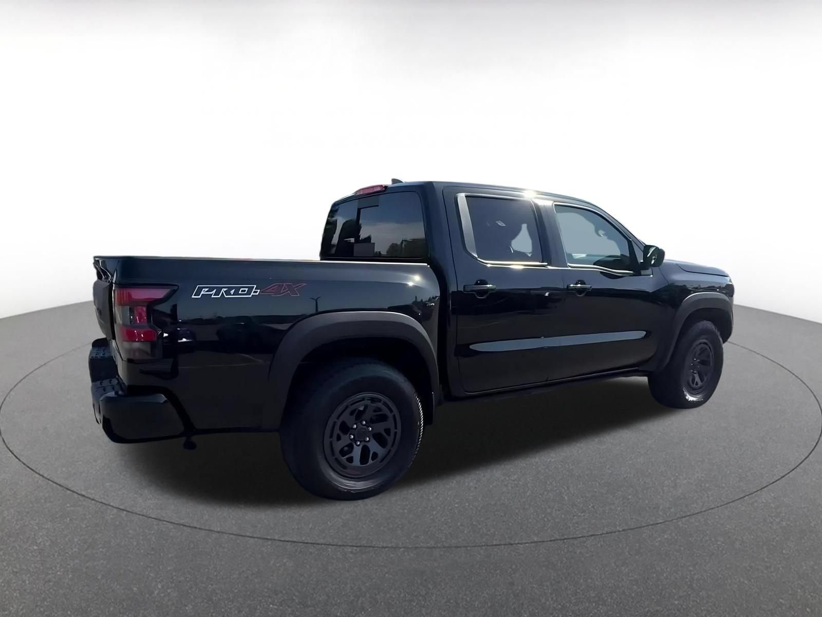 Used 2026 Nissan Frontier PRO-4X AWD/4WD image 14