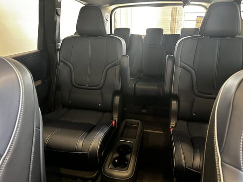 New 2026 INFINITI QX80 SPORT image 11