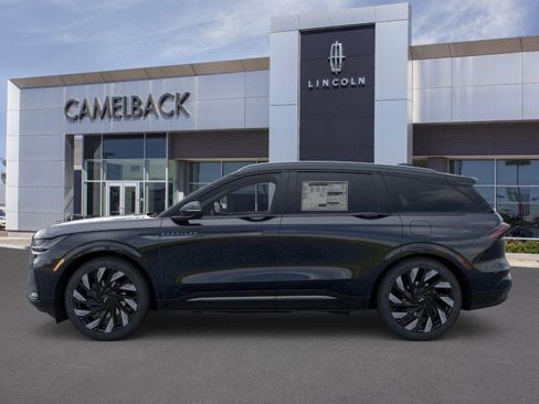 New 2026 Lincoln Nautilus Reserve w/ Jet Appearance Package image 3