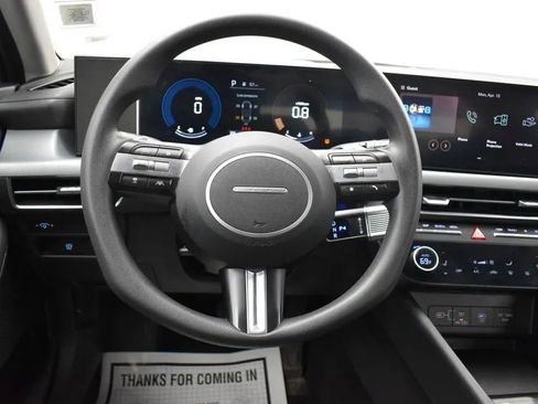 Used 2024 Hyundai Sonata SEL FWD image 19