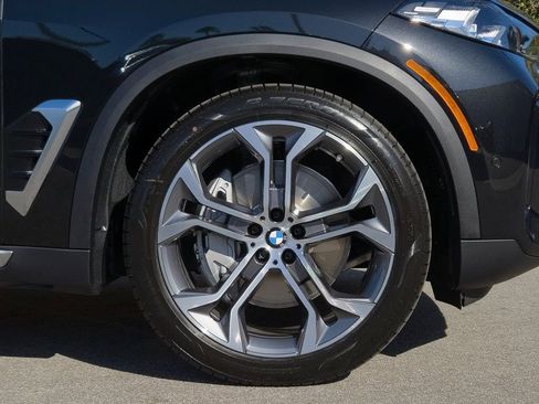 New 2026 BMW X5 xDrive50e w/ Executive Package image 9