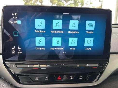 Used 2023 Volkswagen ID.4 Pro S AWD/4WD image 19