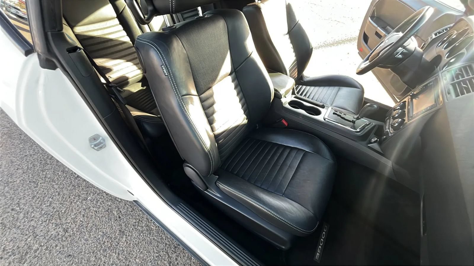Used 2013 Dodge Challenger SXT RWD image 18