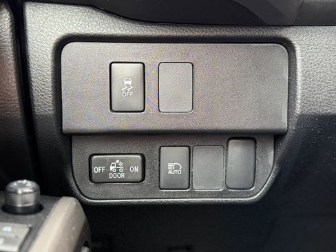 Certified 2023 Toyota Tacoma SR5 w/ Black Out Package (TMS) image 22