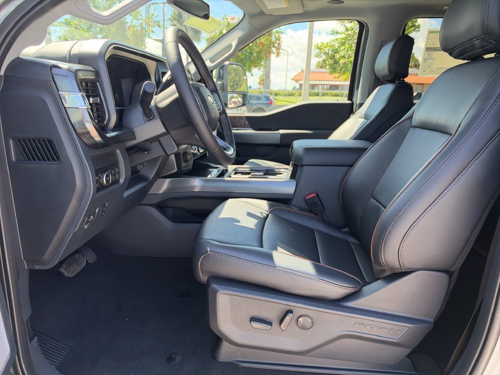 New 2027 Ford F250 Lariat w/ Black Appearance Package AWD/4WD image 21