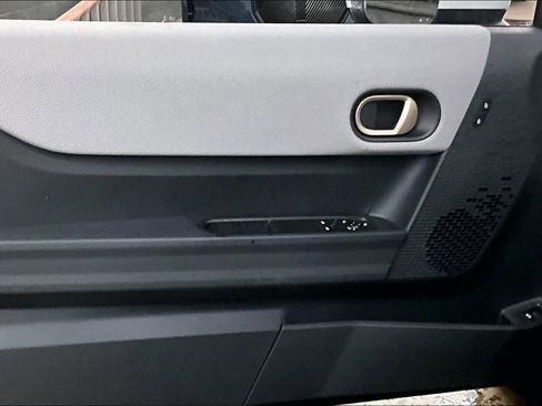 Certified 2025 MINI Cooper S image 25