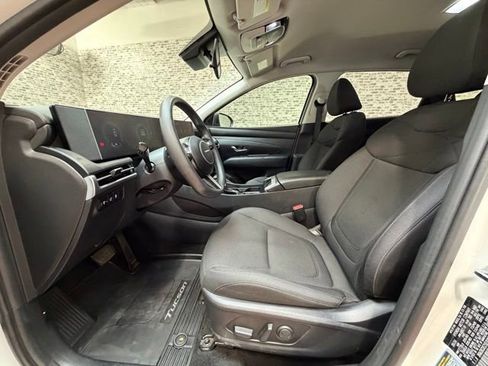 Certified 2025 Hyundai Tucson SEL AWD/4WD image 17