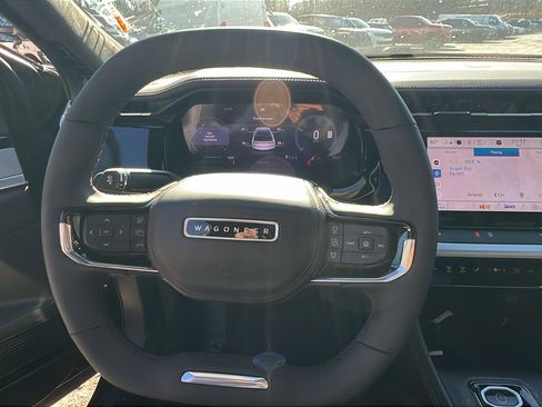 Used 2024 Jeep Wagoneer Launch Edition image 27