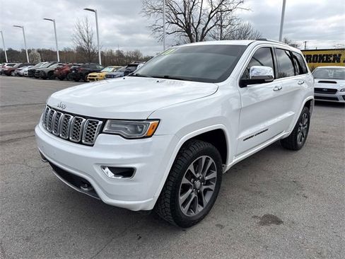 Used 2017 Jeep Grand Cherokee Overland image 9